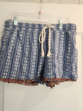 Mossimo Supply Co. Blue Patterned Drawstring Fringe Hem Shorts L Euc